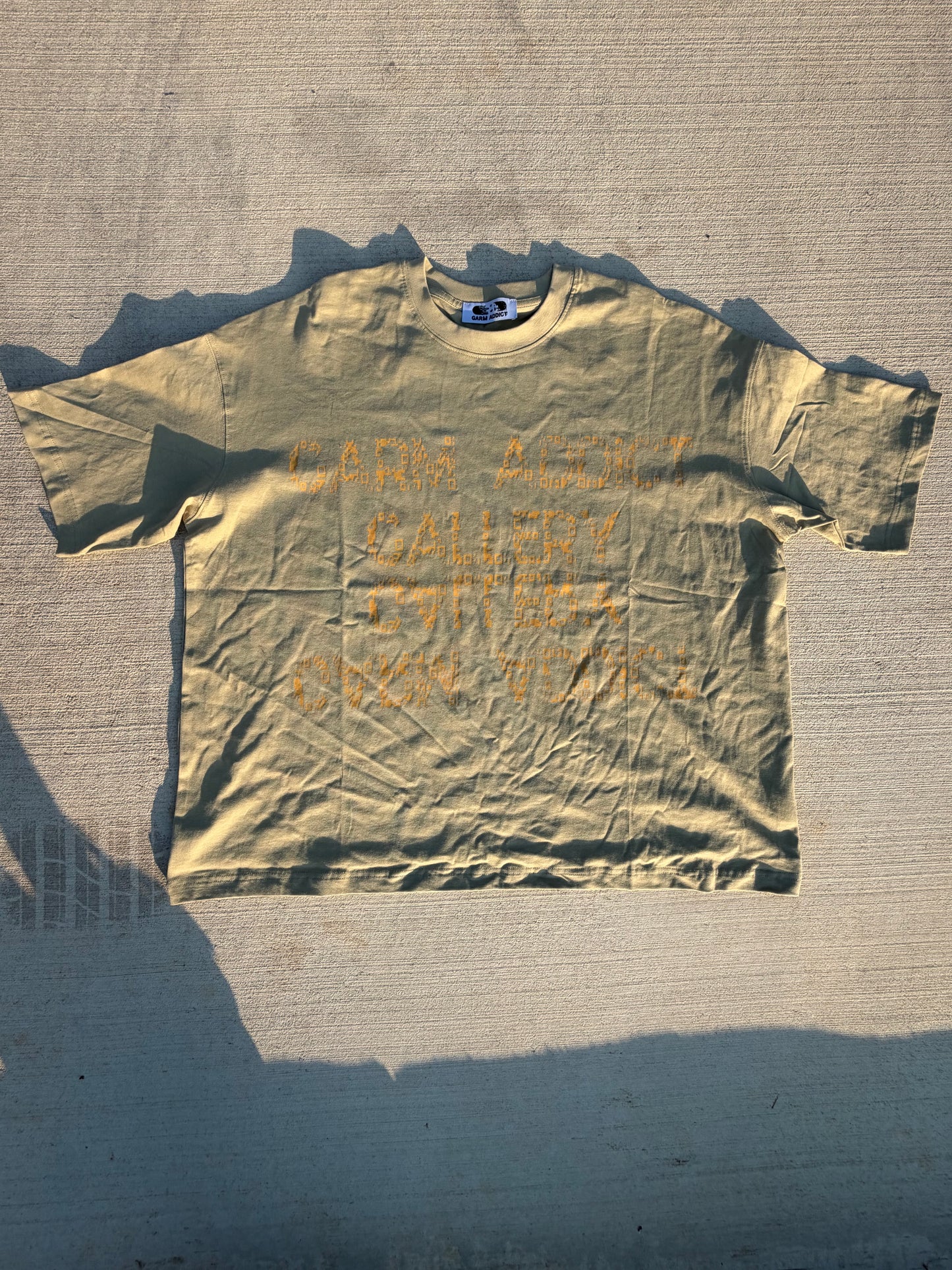 Olive Mirror T-Shirt (OVERSIZED)