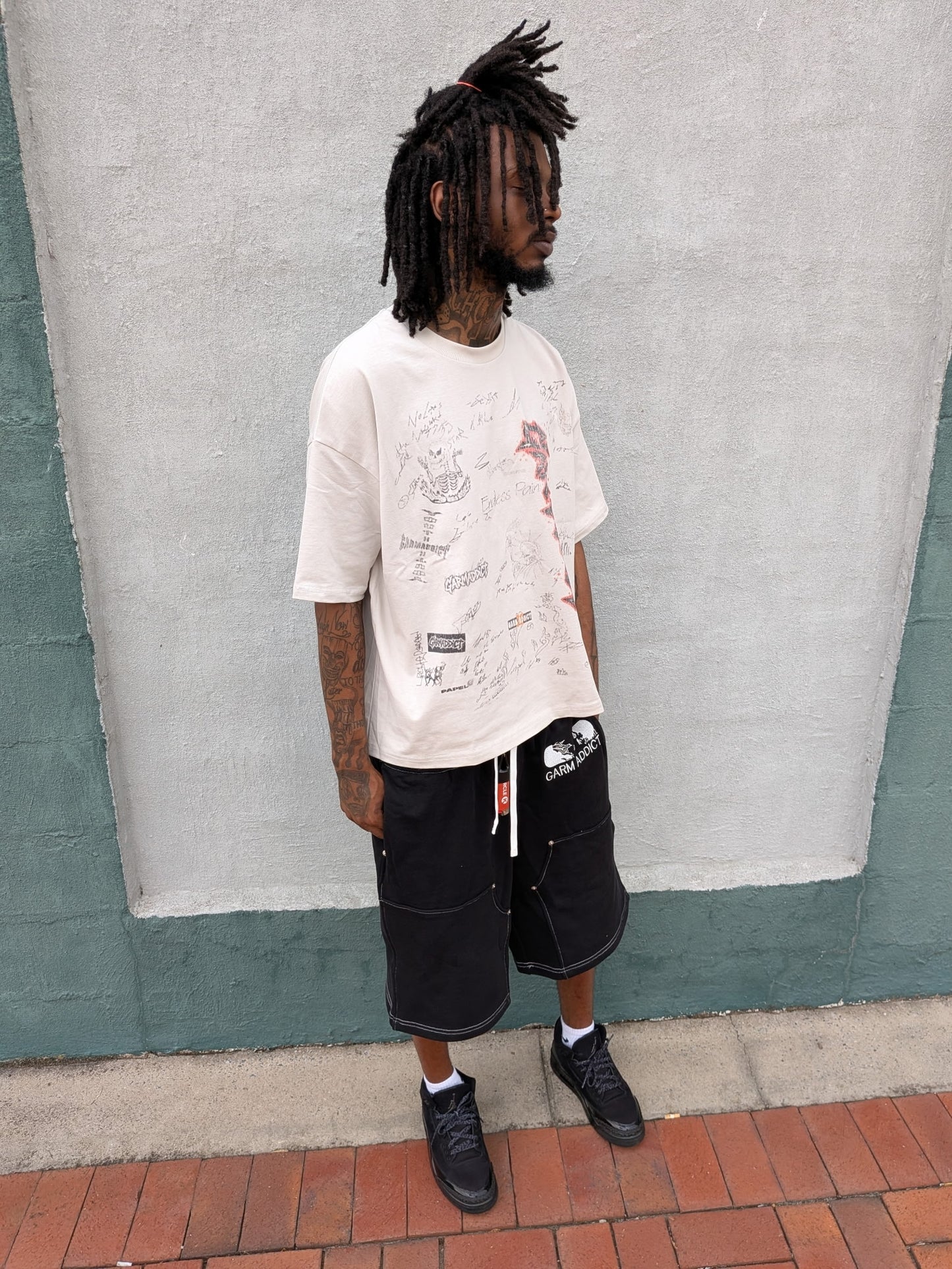 Black Carpenter Sweatshorts